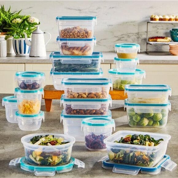 Snapware 38-piece Plastic Food Storage Set Leakproof - Picture 2 of 5